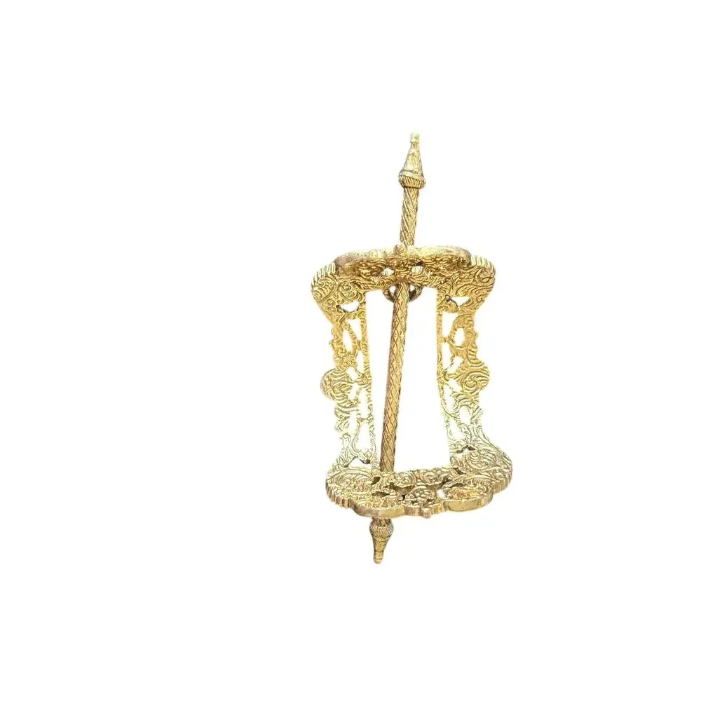 Vintage 1928 gold tone metal hair and pick clasp Victorian cottagecore girly